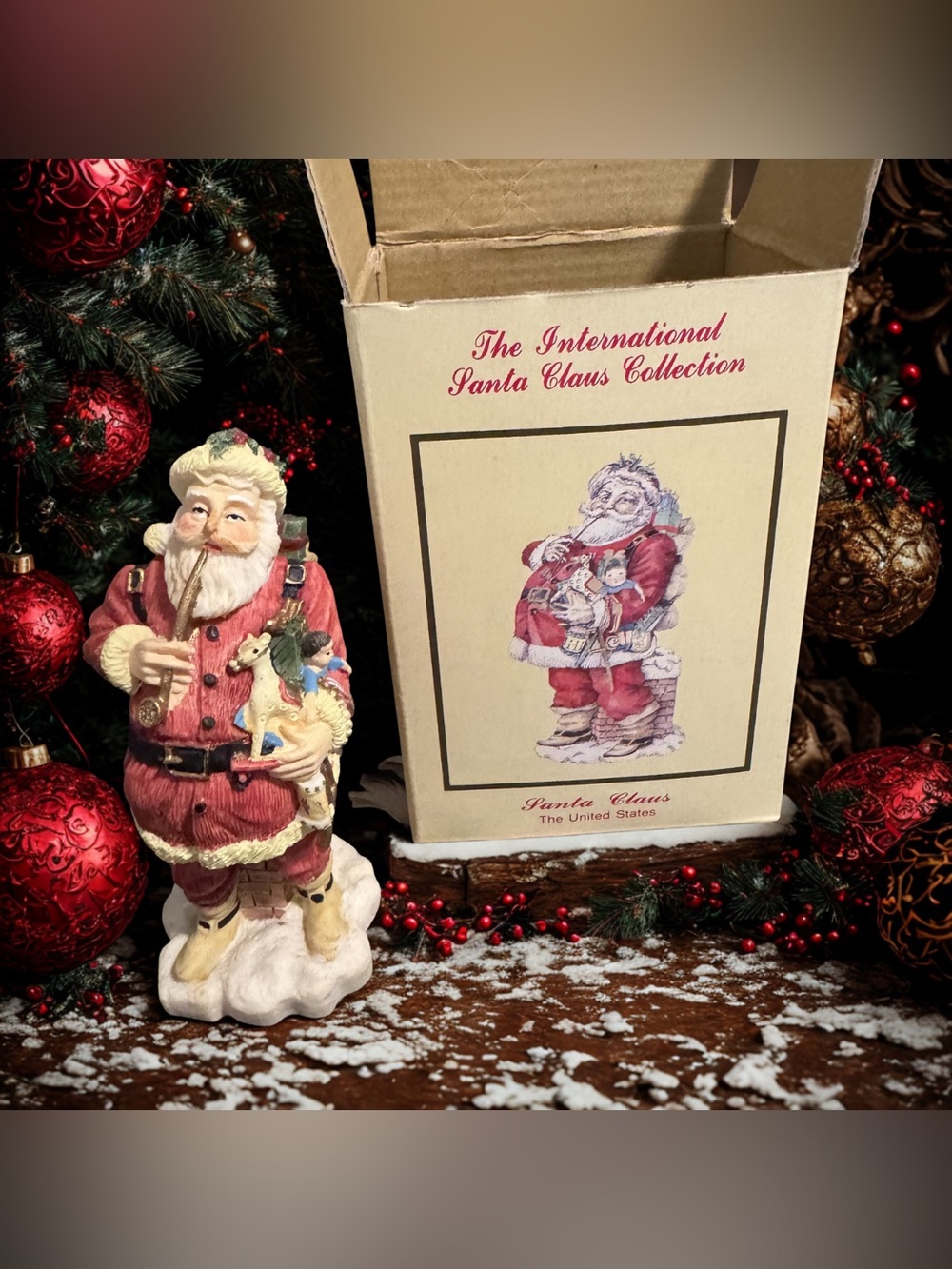 1992 International Santa Claus Collection United States Figurine w/ Original Box
